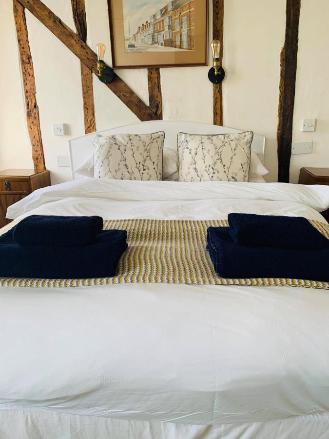 Ye Olde White Harte Hotel Burnham-on-Crouch Habitación foto